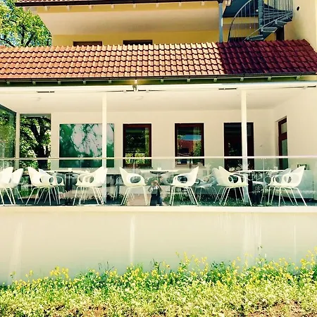 Zum Bad Hotel Langenau