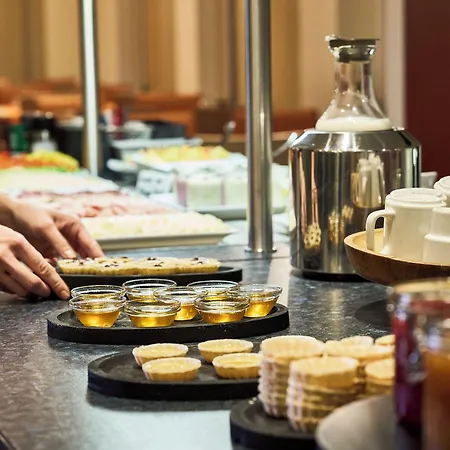 فندق Zum Bad لانغناو