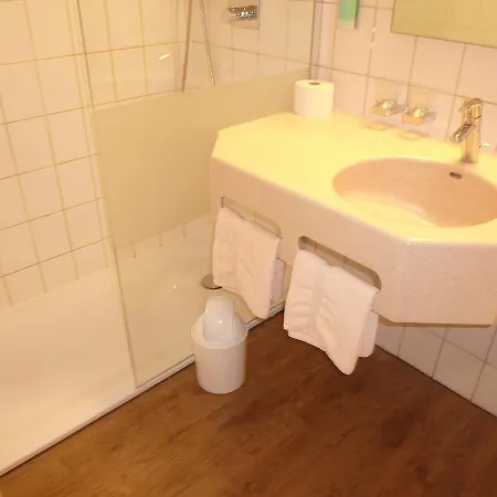 Zum Bad Szálloda