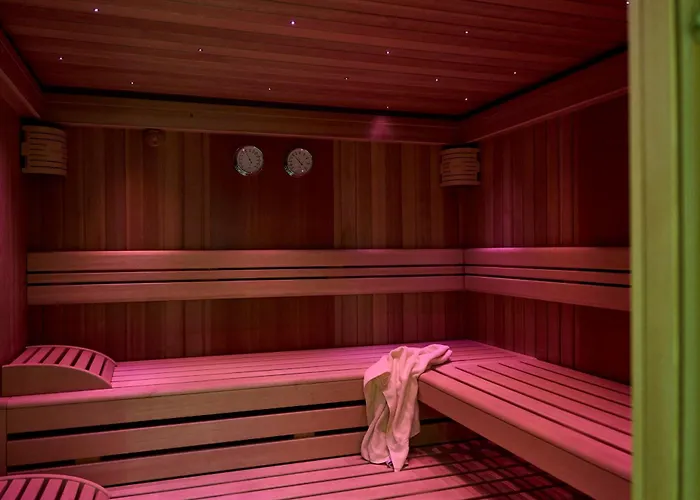 Szálloda Zum Bad 3*