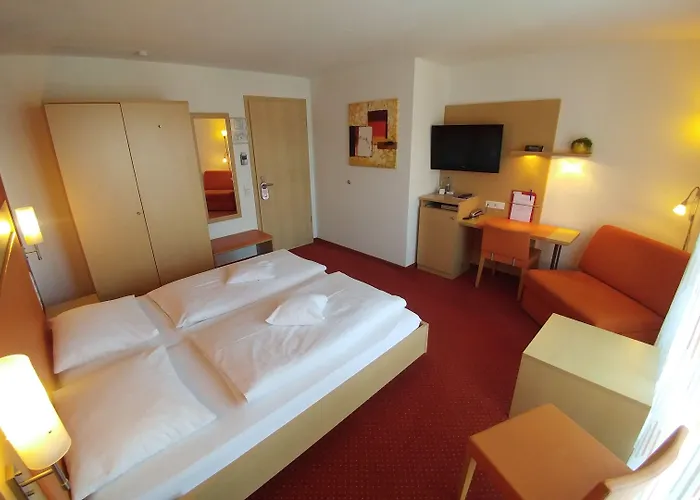 Zum Bad Szálloda Langenau