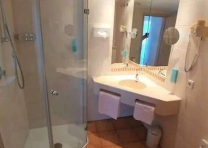 Szálloda Zum Bad 3*