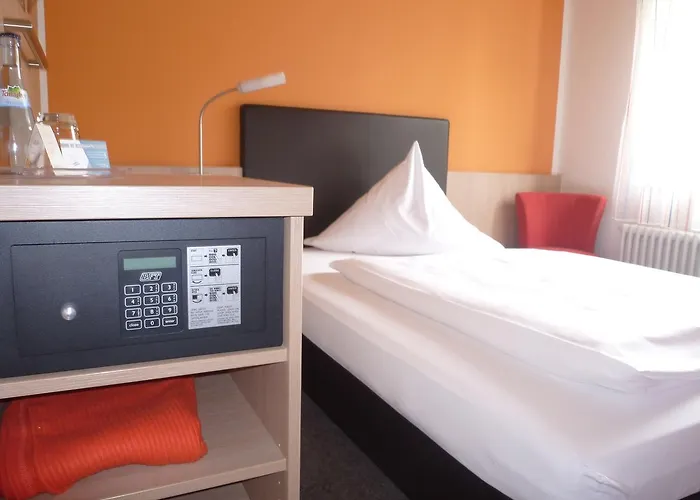 Zum Bad Szálloda Langenau